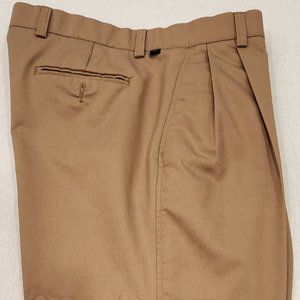 Dockers Dress Khaki Pants Size: 34/32